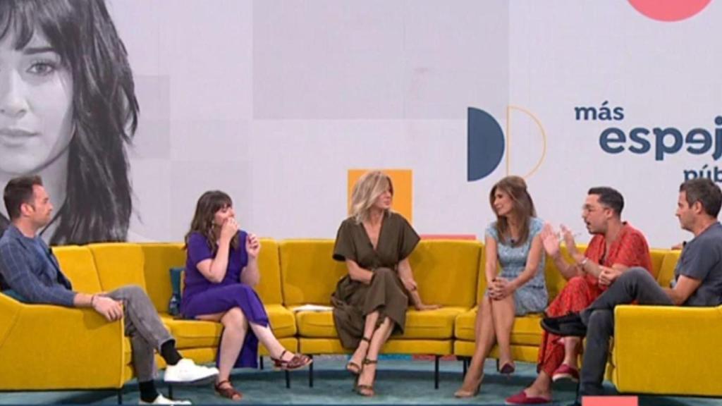 Colaboradores en plató.