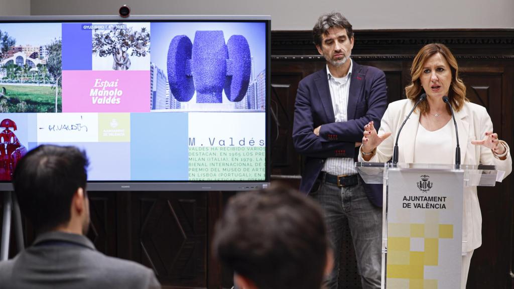La alcaldesa de Valencia anuncia el nuevo espacio Manolo Valdés. EFE/Ana Escobar