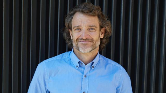 El doctor Javier Albares.