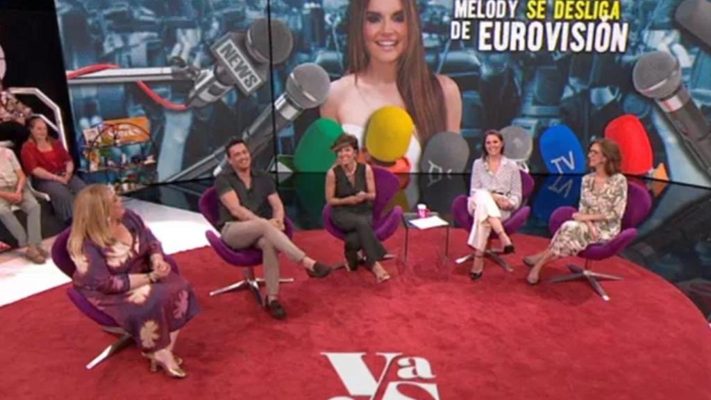 Colaboradores durante el programa de hoy.