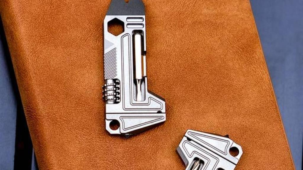 Multiherramienta Mini Wrench