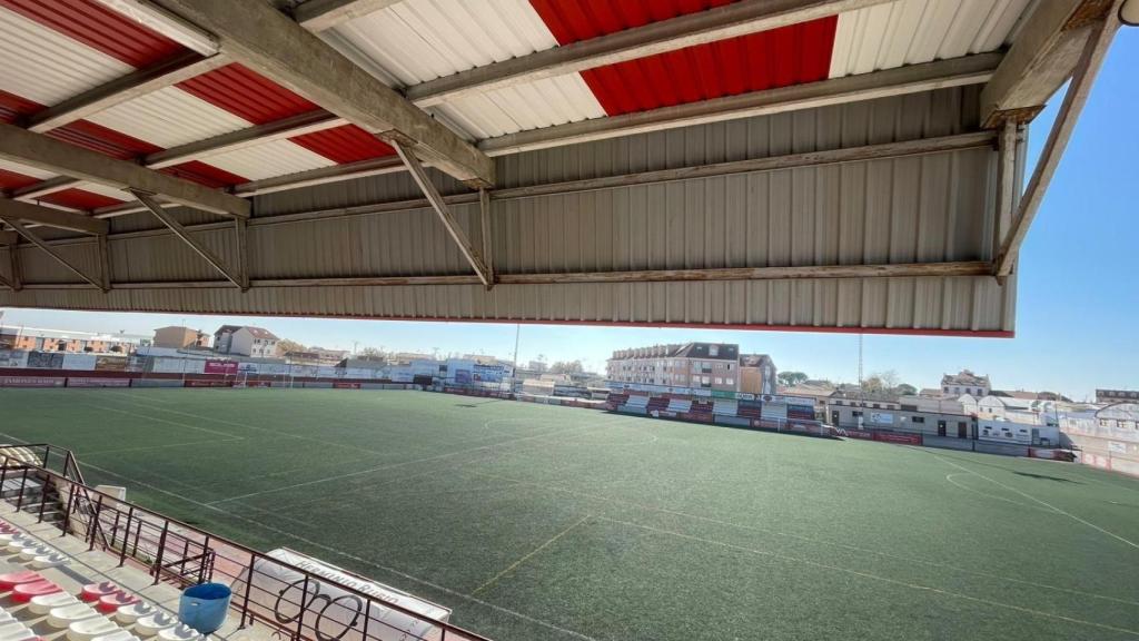 Campo de fútbol de Torrijos.