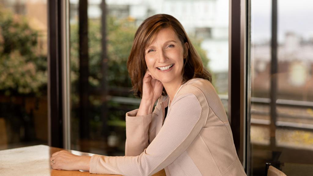 Retrato de la directora de Comunicaciones de Philip Morris International.