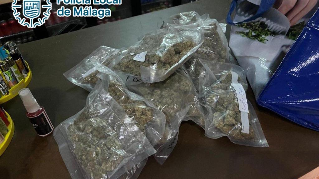 Bolsas de marihuana.
