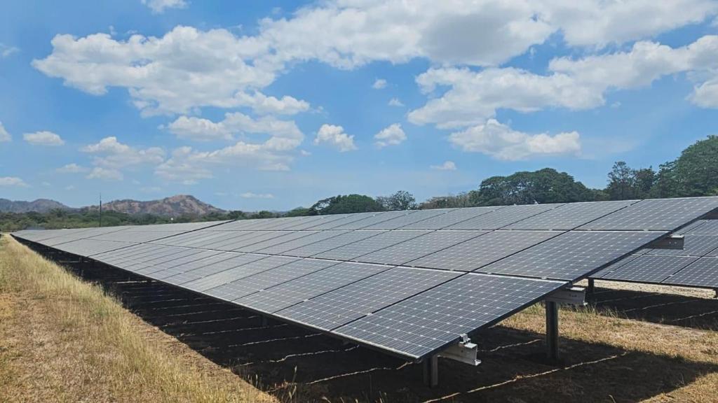 Placas solares como parte del proyecto Energytran en Costa Rica.