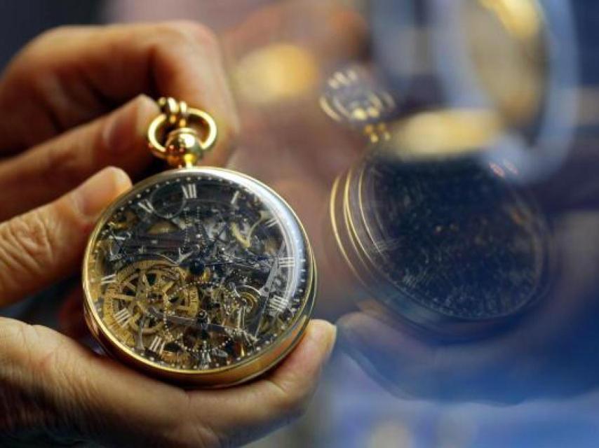 Foto de un reloj de bolsillo.