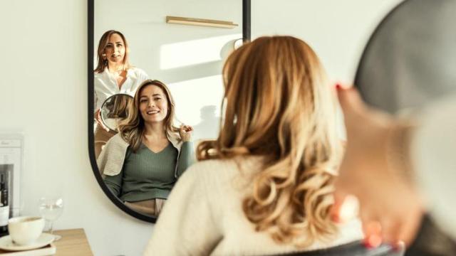 Mujer en la peluquería.
