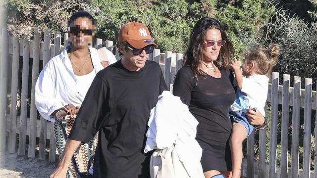 Valentino Rossi y su mujer en Ibiza.