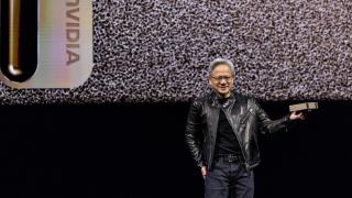 Jensen Huang, consejero delegado de Nvidia, en la presentación de su producto DGX Spark.