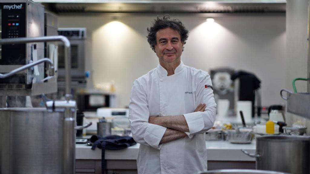 Pepe Rodríguez, en la cocina de El Bohío.