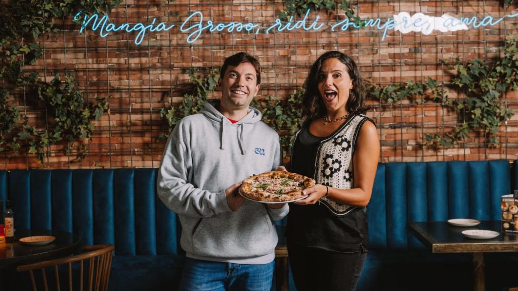 Fabrizzio Polaco y Paula Amor con la Grossisima.