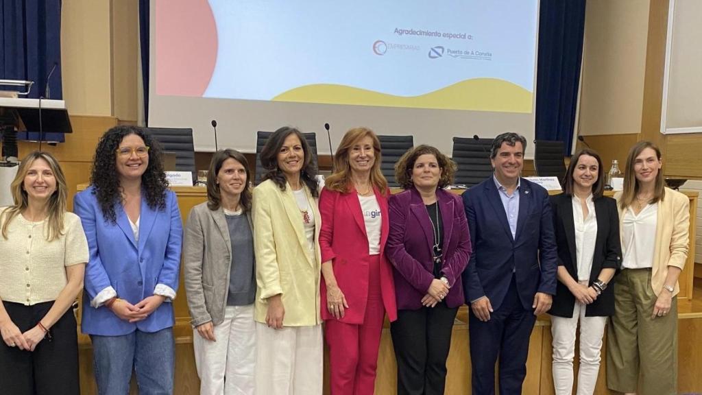 La Fundación Inspiring Girls celebra un acto en A Coruña para promover referentes femeninos