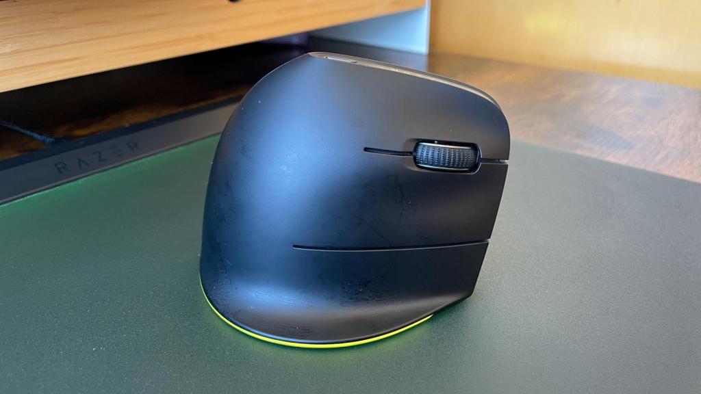 El Razer Pro Click V2 Vertical Edition.