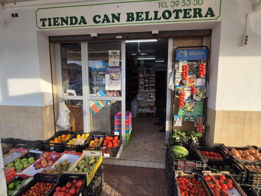 La fachada de la tienda.