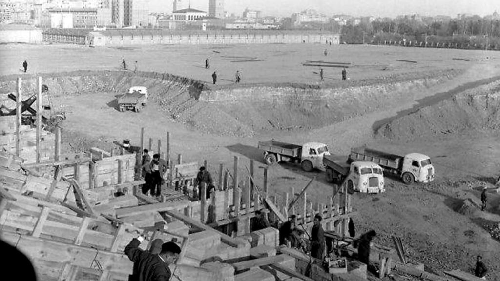 Las obras de La Romareda, en 1956.