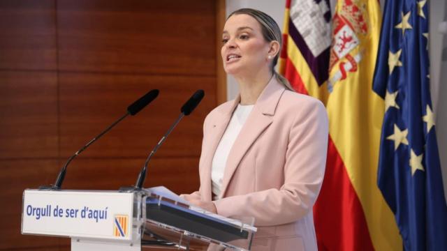 La presidenta de Baleares, Marga Prohens, este viernes en rueda de prensa.