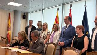 Firma del acuerdo para la reorganización de la atención primaria en Zaragoza