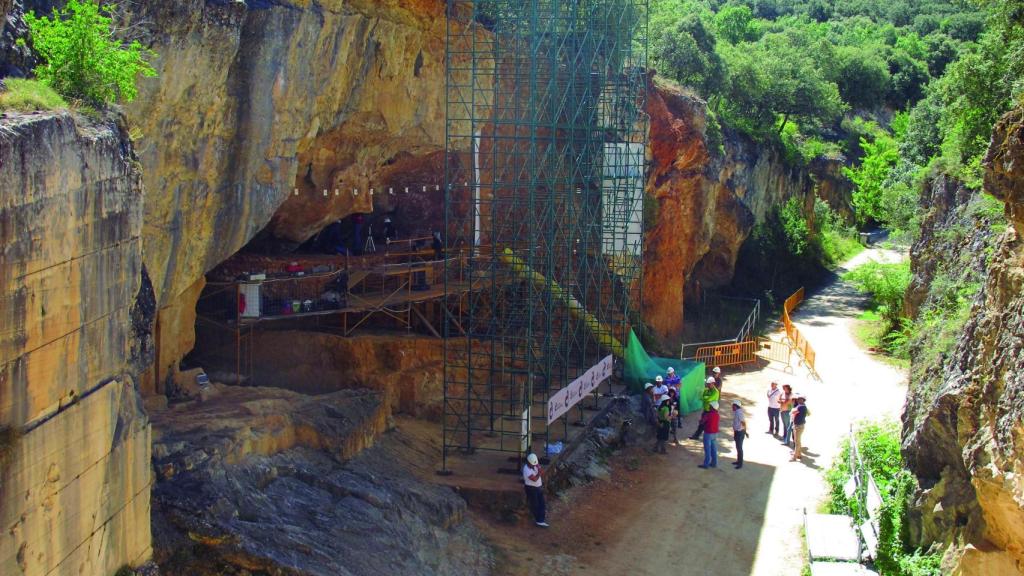Vista de una de las galerías del yacimiento de Atapuerca. Foto: Rosa M. Tristán