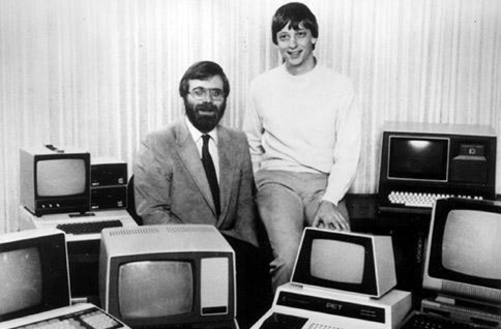 Los fundadores de Microsoft: Bill Gates y Paul Allen (1975).