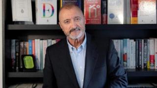 Pérez-Reverte.