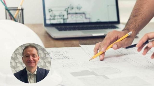 Andrés, experto en recursos humanos.