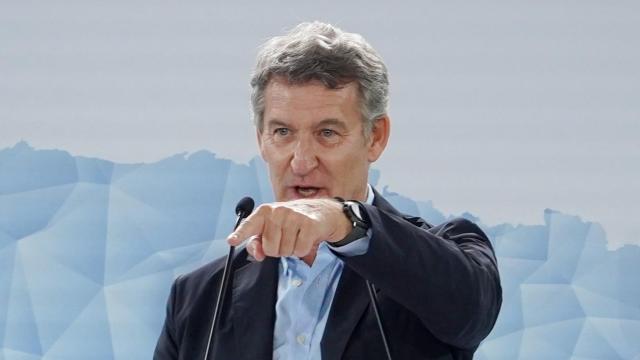 El presidente del PP, Alberto Núñez Feijóo, durante su intervención de este viernes en Valladolid