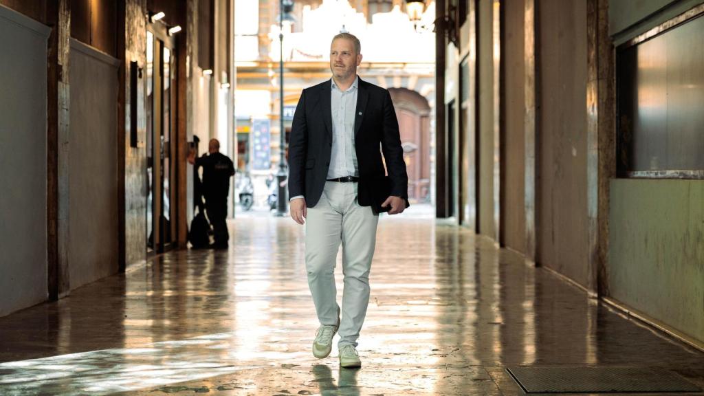 Solier, experto en estrategia tecnológica, pertenece a la Comisión de Industria, Investigación y Energía del Parlamento Europeo.