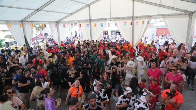 Imagen de Villamayor en sus fiestas en honor a la Virgen de los Remedios en 2025.
