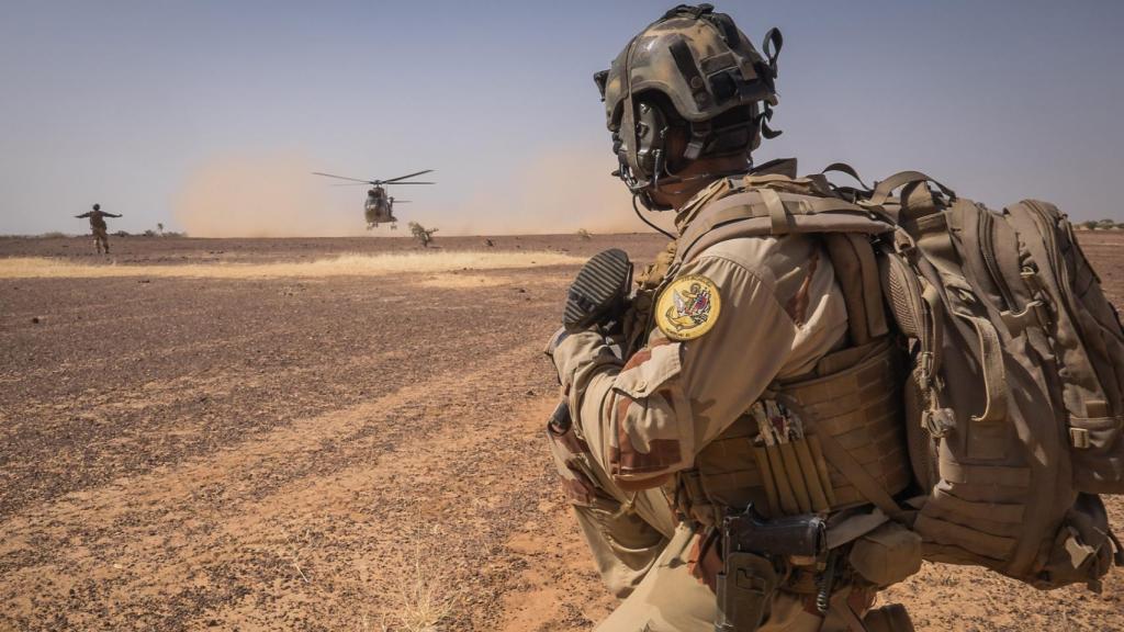 Los cascos militares IHPS del Ejército de EEUU utilizan protecciones D30