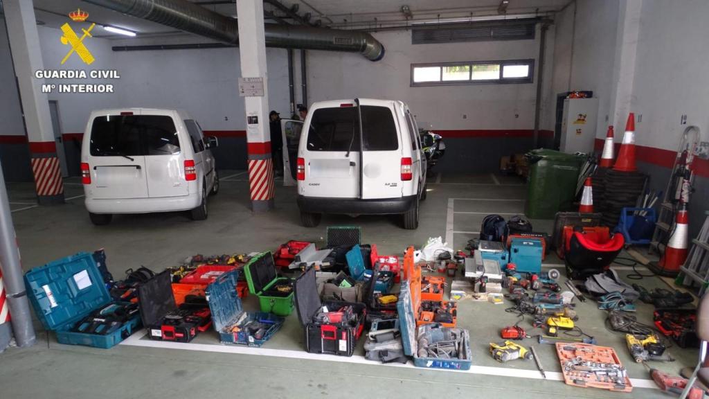 Desarticulado un grupo itinerante dedicado al robo de herramientas en vehículos comerciales en Galicia.