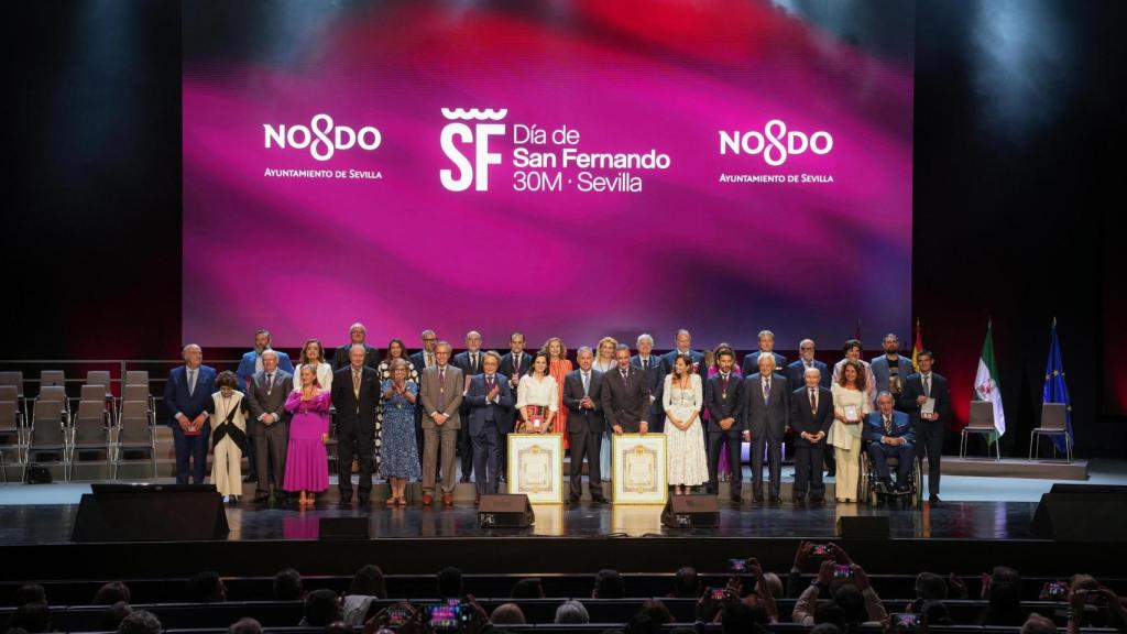 Foto de familia de los reconocidos.