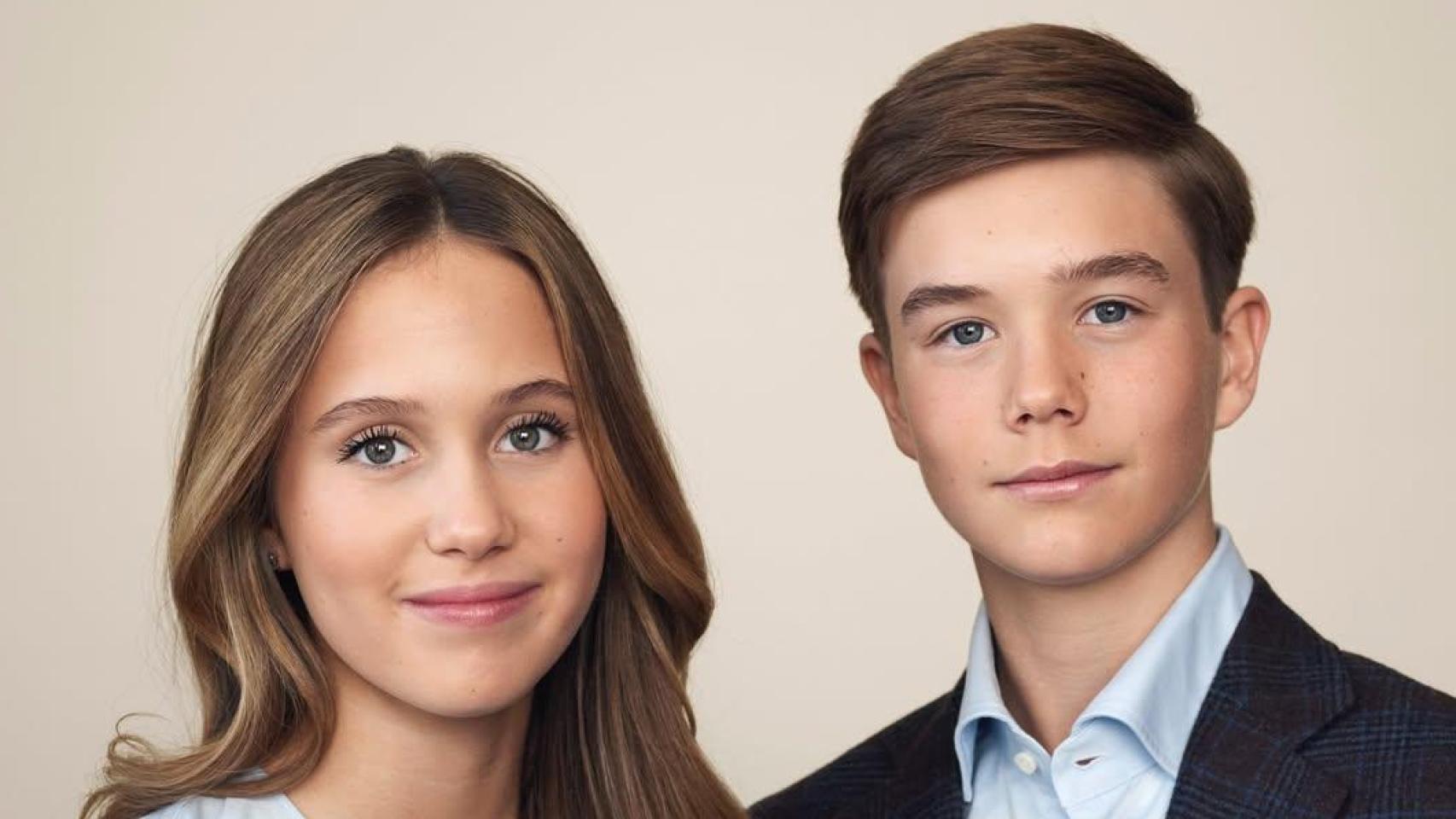 Los príncipes Vincent y Josephine, hijos de Federico y Mary de Dinamarca, han posado para sus nuevos retratos oficiales.