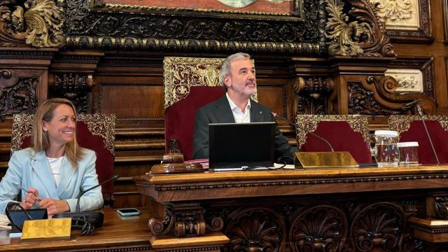 El alcalde de Barcelona, Jaume Collboni, durante un pleno del Ayuntamiento.