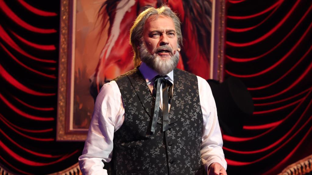 Bertín Osborne imitando a Kenny Rogers en la séptima gala de la duodécima edición de 'Tu cara me suena'.