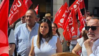 La vicesecretaria general del PSOECyL, Nuria Rubio, en la manifestación contra el ERE de Teleperformance en Ponferrada