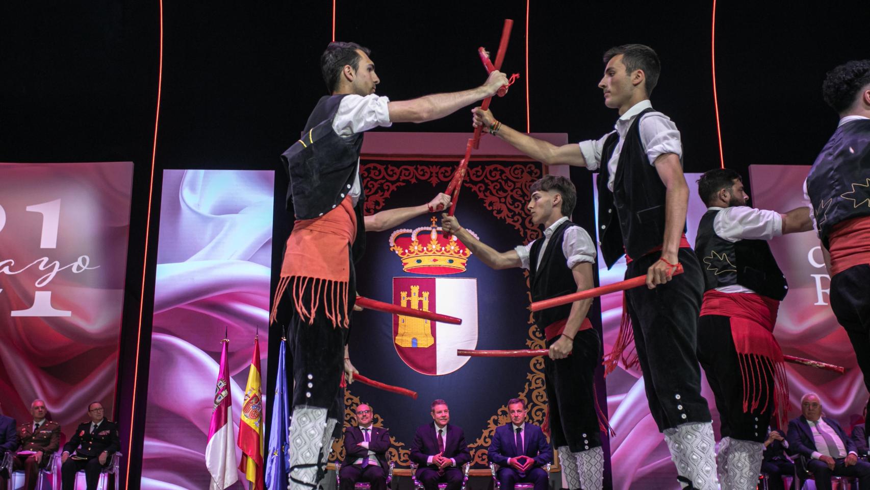 Las mejores imágenes del acto institucional del Día de Castilla-La Mancha celebrado en Albacete