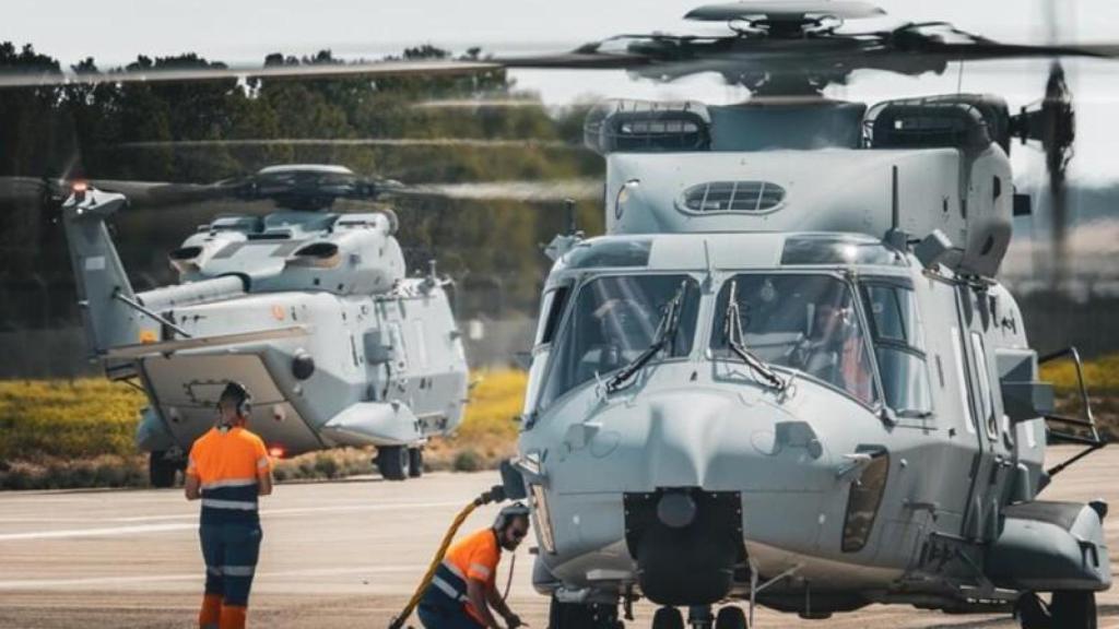 Los dos primeros NH90 MSPT embragados en plataforma