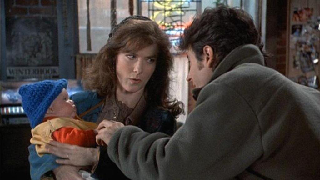 Valerie Mahaffey y Rob Morrow en una escena de la serie 'Doctor en Alaska'.