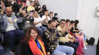 Algarabía en las Cortes de Castilla-La Mancha por la aprobación de la ley LGTBi.