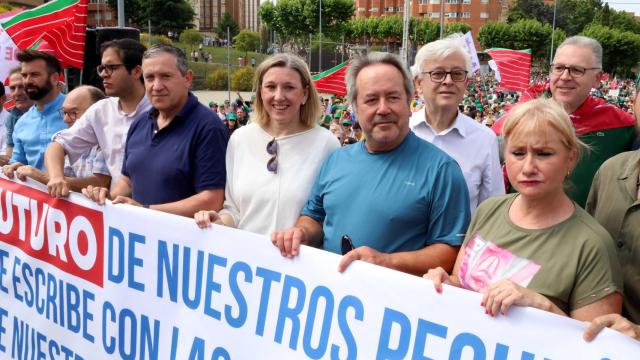 El presidente de la Diputación de Zamora, Javier Faúndez; la vicepresidenta de la Junta de Castilla y León, Isabel Blanco; el alcalde de Zamora, Francisco Guarido; y la consejera de Industria, Comercio y Empleo, Leticia García