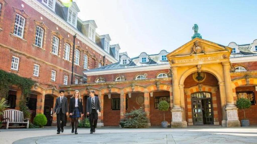 El Welington College, donde estudia Arístides de Grecia, se encuentra a unos 56 kilómetros de Londres.