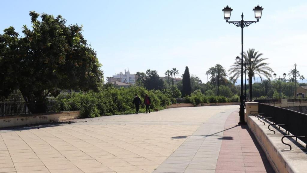 Un tramo del Paseo del Malecón de Murcia.