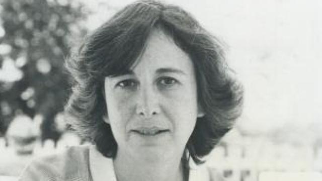 Susan Brownmiller, activista feminista, escritora y periodista estadounidense.