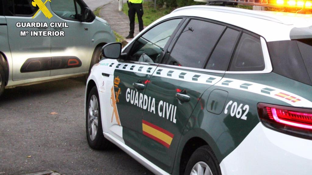 Patrulla de la Guardia Civil.