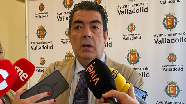 El concejal de Tráfico y Movilidad, Alberto Gutiérrez, en declaraciones a los medios