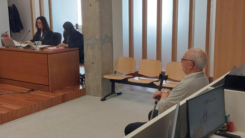 El anciano acusado de agredir a una joven en Gondomar (Pontevedra) dice que jamás la tocó
