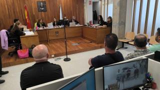 El exalcalde pedáneo de Bembrive (Vigo), Roberto Ballesteros, junto a otros tres acusados, en un nuevo juicio por delitos de falsedad, prevaricación y malversación. A 2 de junio de 2025
