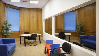 Una cámara Gesell de los juzgados de plaza de Castilla, Madrid.