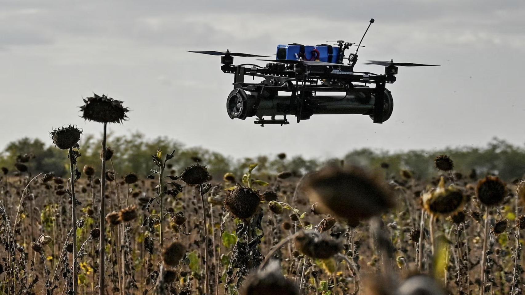 Dron ucraniano con lanzagranadas
