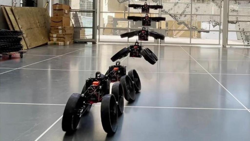 Ejemplo de ATMO aterrizando con avance